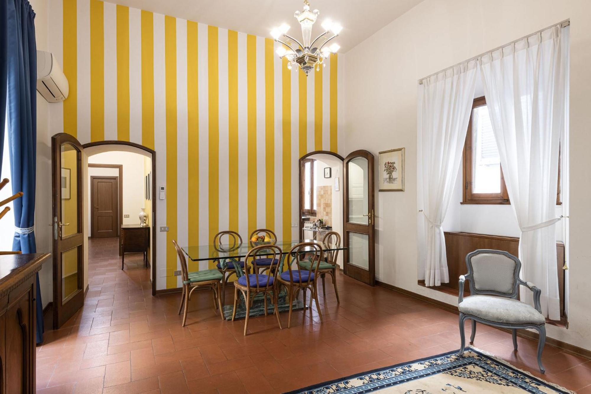 Signoria Apartment With Patio Флоренція Екстер'єр фото
